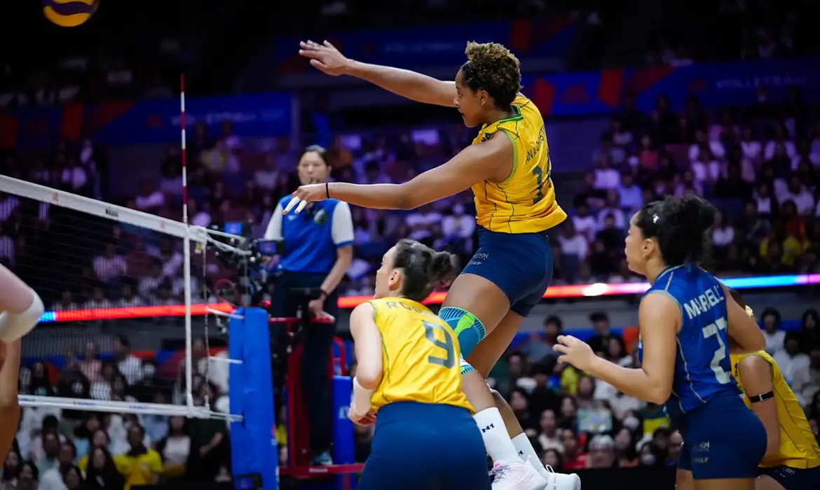 Vôlei feminino brasileiro busca título inédito na Liga das Nações