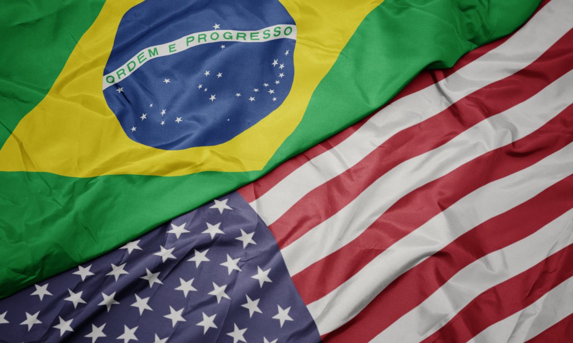 Tarifa de 37,5% sobre produtos brasileiros impacta US$ 12,4 bilhões em exportações