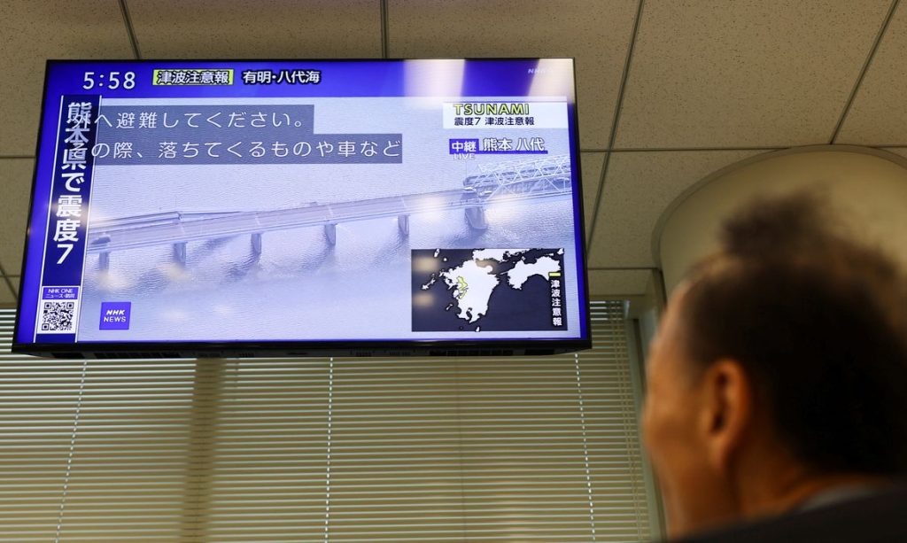 Terremoto de magnitude 7,1 atinge Kumamoto e deixa rastro de destruição no Japão