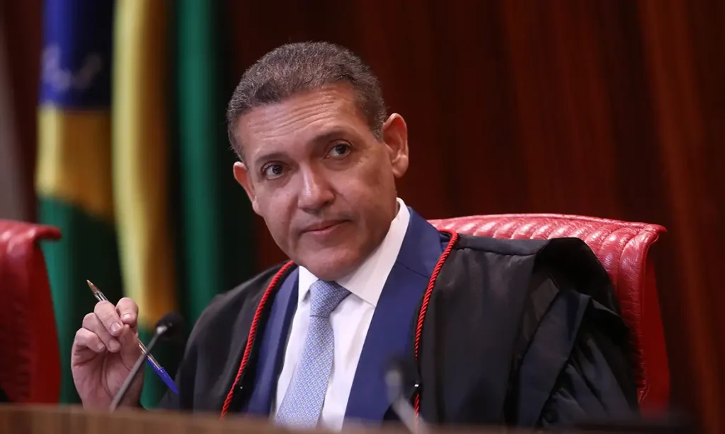 TSE convoca nova reunião com embaixadores para esclarecer integridade das urnas eletrônicas