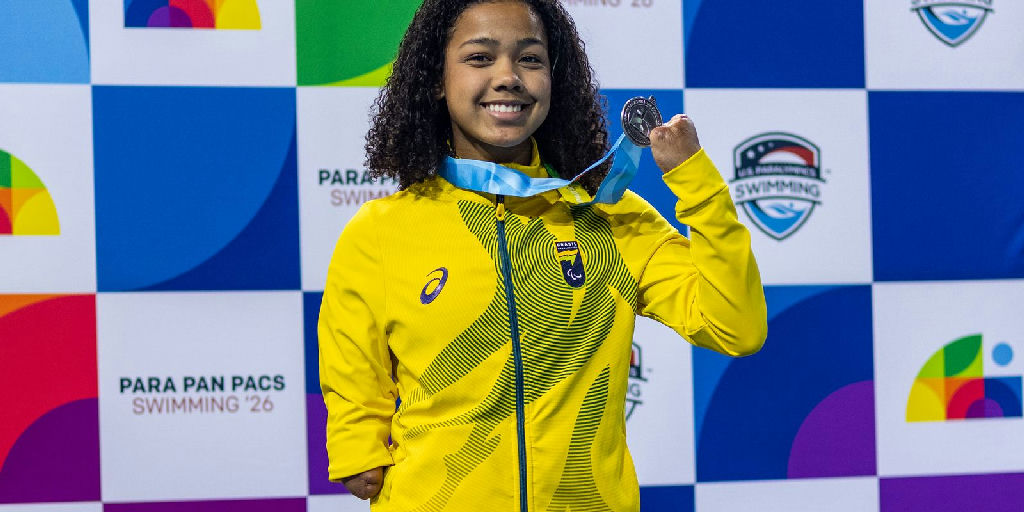 Alessandra Oliveira estabelece recorde mundial no Parapan-pacífico de natação