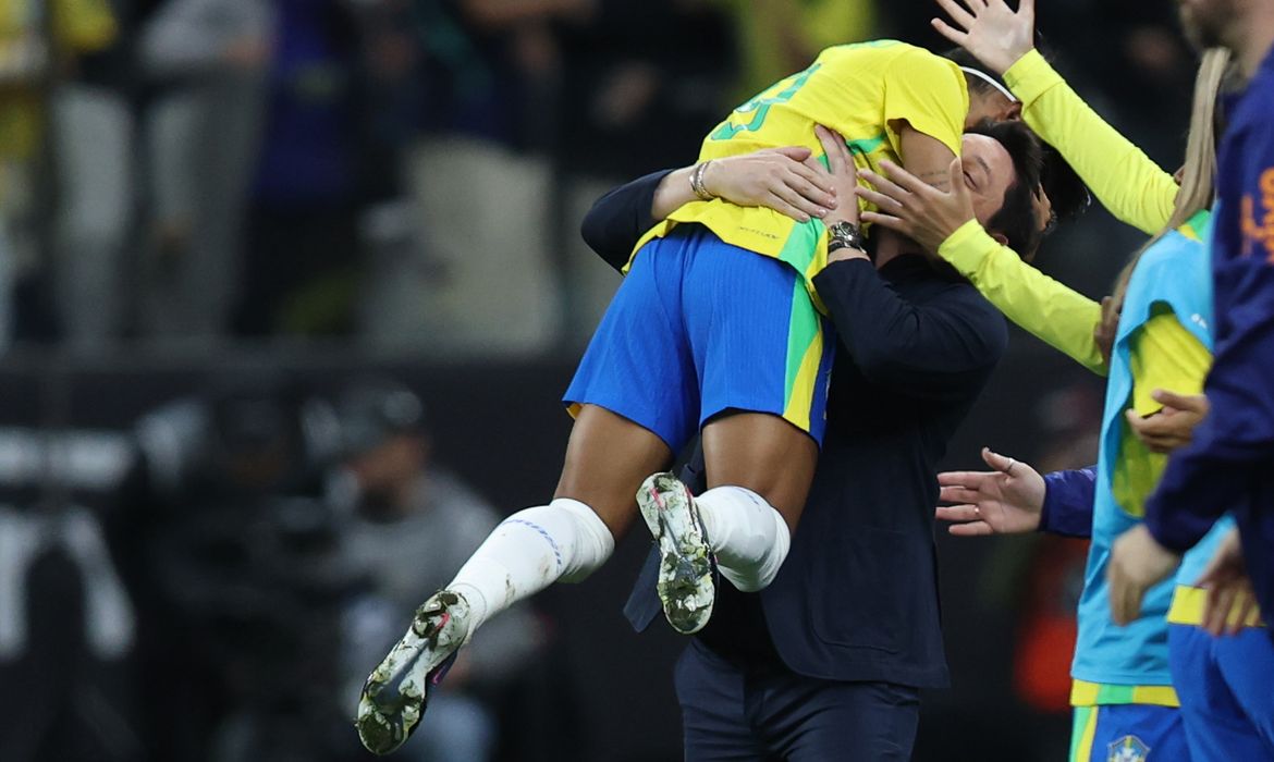 Arthur Elias celebra logística estratégica do Brasil para a Copa do Mundo Feminina