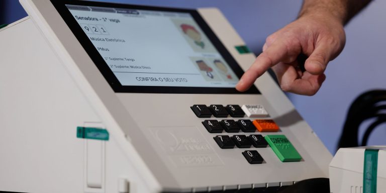 Candidatos têm até este sábado para formalizar registro na Justiça Eleitoral para o pleito de outubro