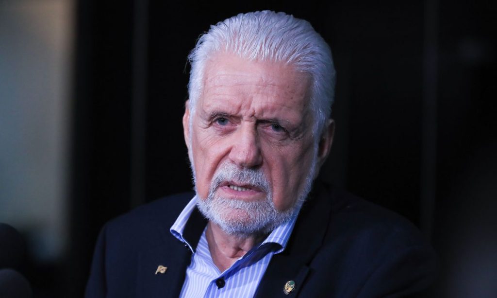 Defesa de Jaques Wagner adia depoimento à Polícia Federal por falhas técnicas