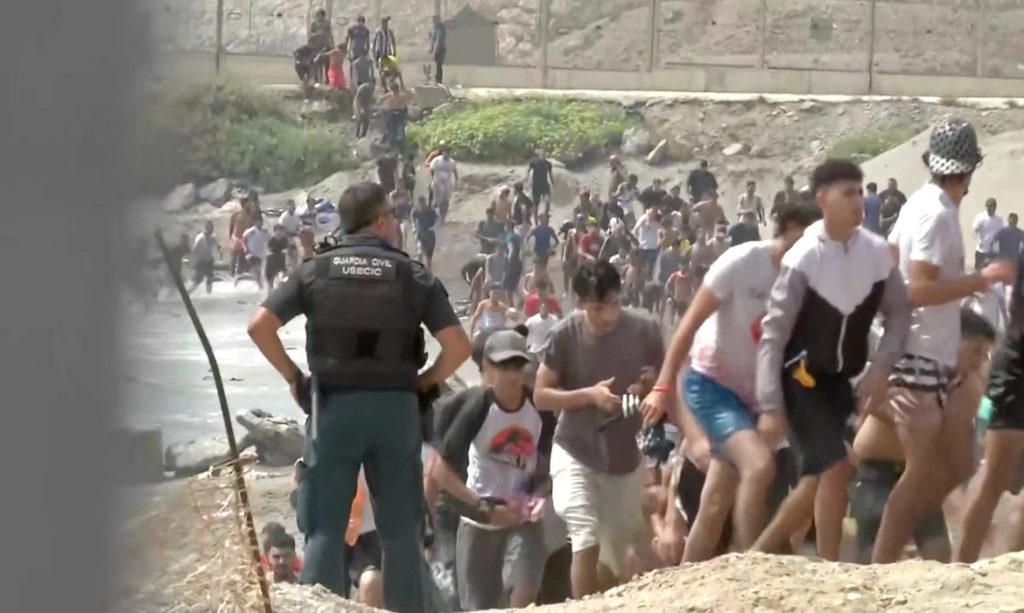 Imigração em Ceuta é alvo de desinformação coordenada segundo chanceler espanhol
