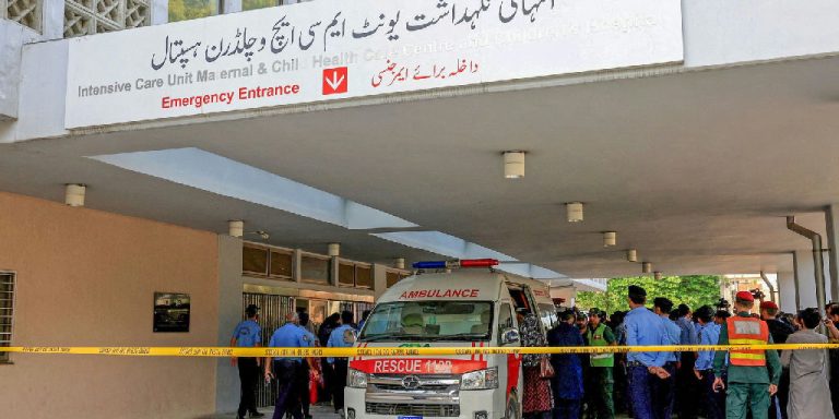 Incêndio em hospital de Islamabad deixa ao menos 14 bebês mortos