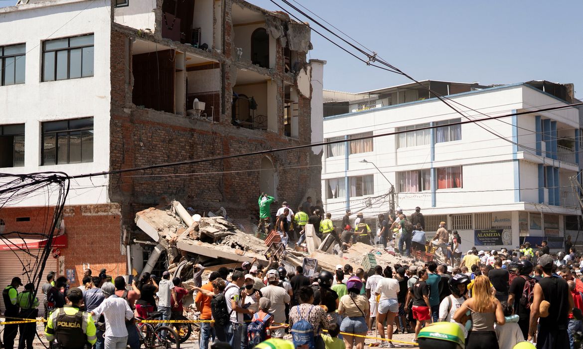 Lula manifesta solidariedade à Colômbia após terremoto de magnitude 7,4