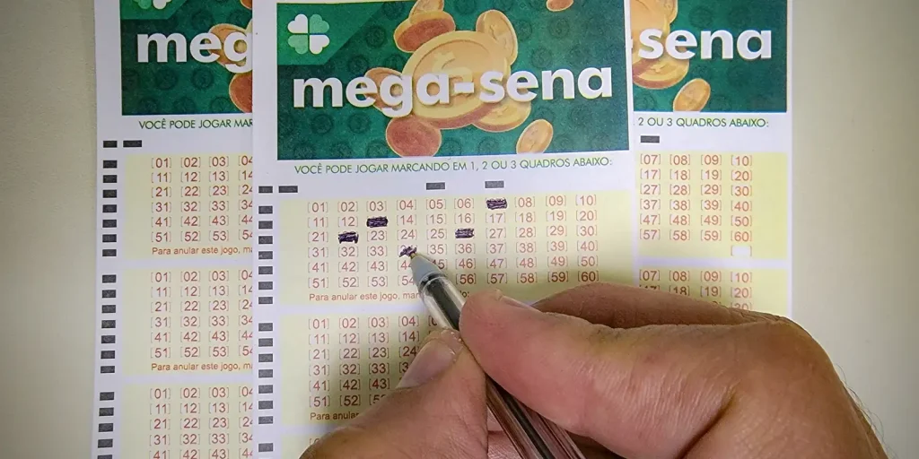 Mega-sena acumula e prêmio dispara para 100 milhões de reais