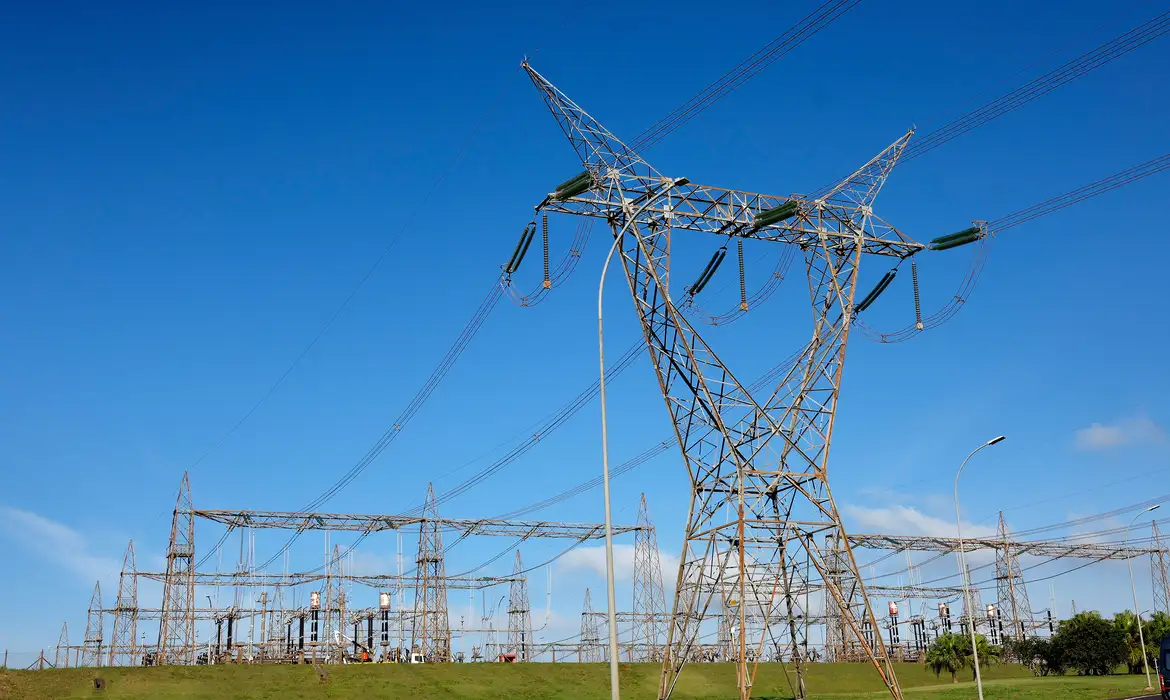 Mercado livre de energia permitirá escolha de fornecedor a partir de 2027