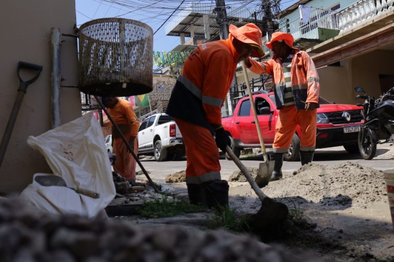 Prefeitura de Manaus intensifica obras de drenagem no bairro Educandos