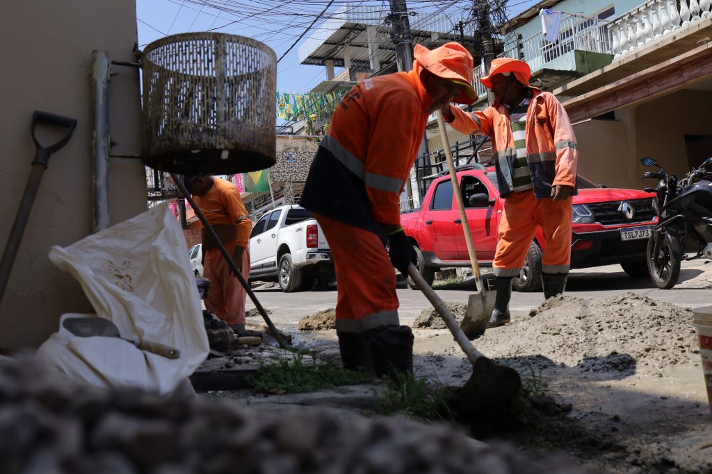 Prefeitura de Manaus intensifica obras de drenagem no bairro Educandos