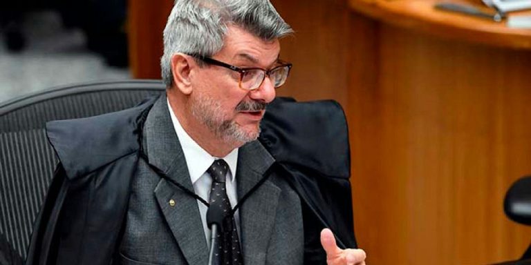 AGU solicita ao STF a perda definitiva do cargo do ministro Marco Buzzi