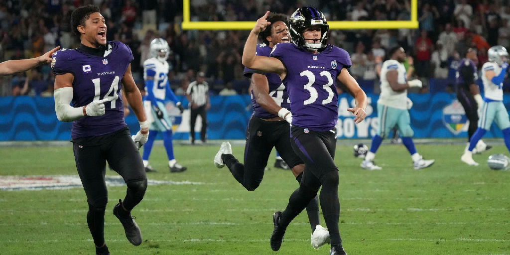 Baltimore Ravens vencem Dallas Cowboys no Maracanã com chute decisivo