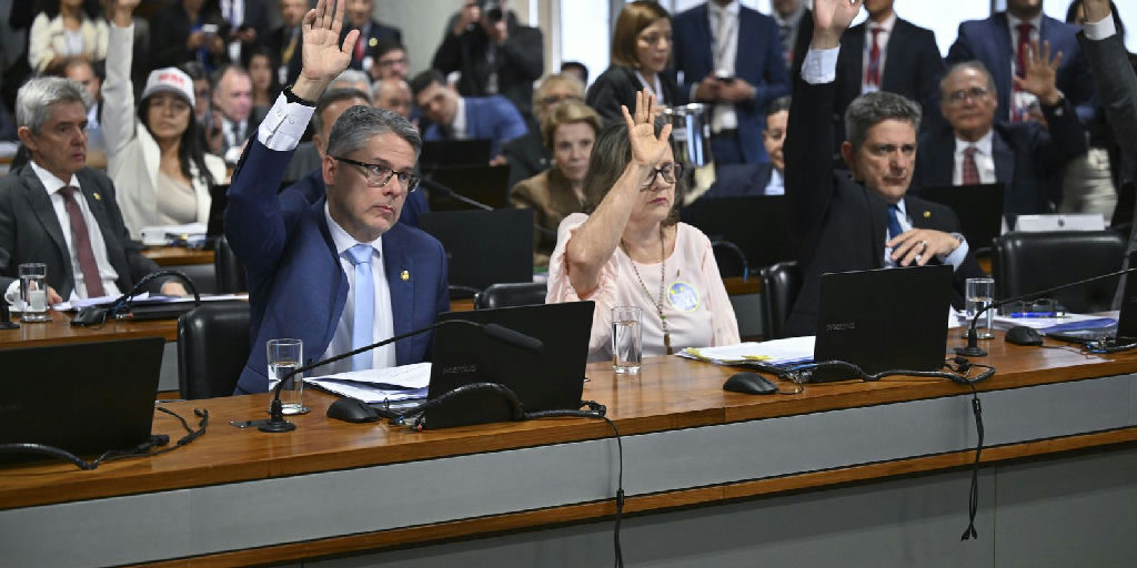 Comissão do Senado dá aval à PEC que integra forças de segurança contra o crime organizado