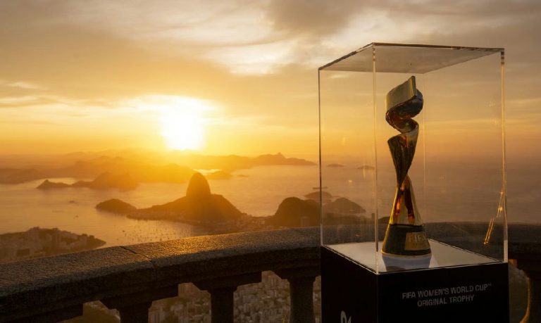 Fifa busca seis mil voluntários para a Copa do Mundo Feminina de 2027 no Brasil