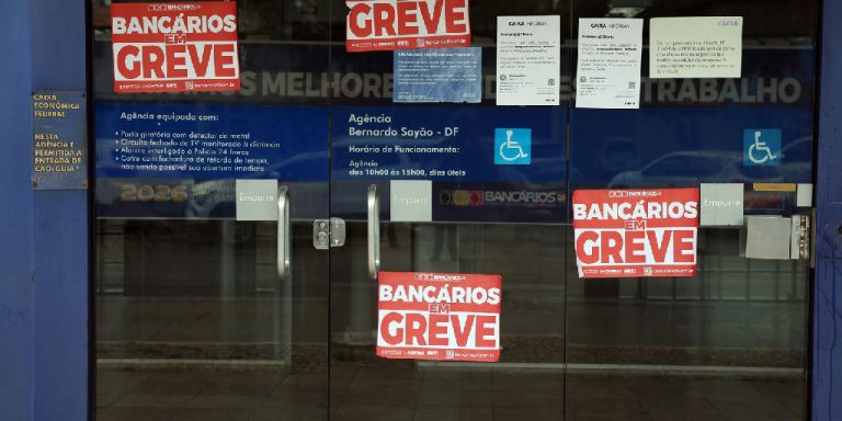 Greve nacional dos bancários da Caixa continua após categoria recusar oferta sobre plano de saúde