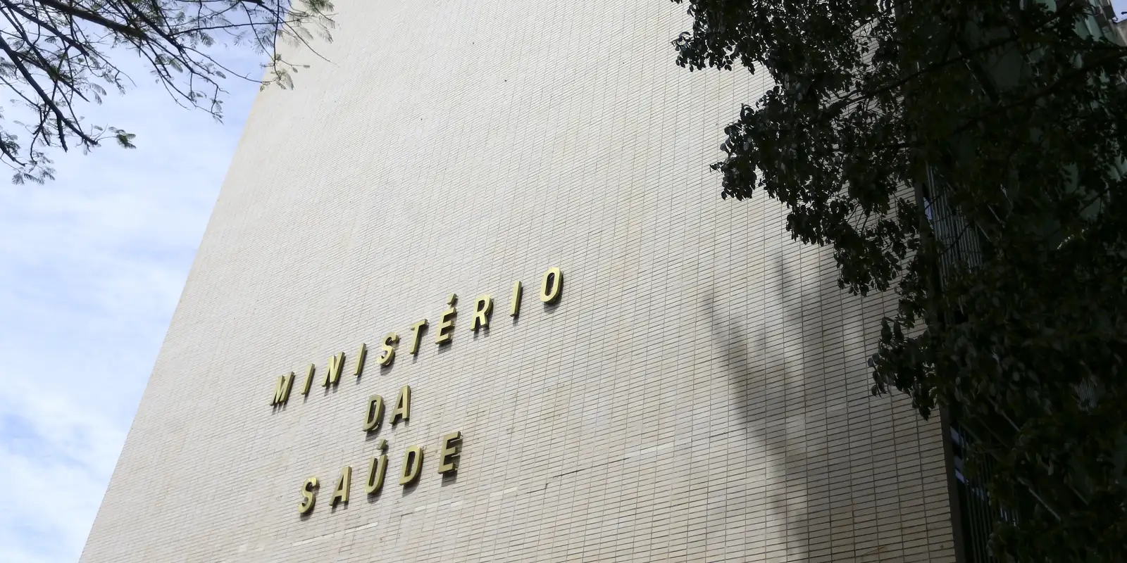 Ministério da Saúde amplia vacinação contra HPV para vítimas de violência a partir de 2 anos