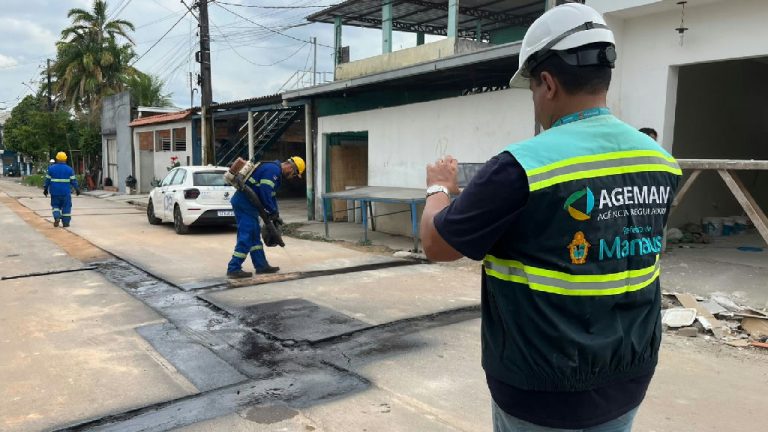 Prefeitura de Manaus fiscaliza expansão da rede de água no bairro Lago Azul
