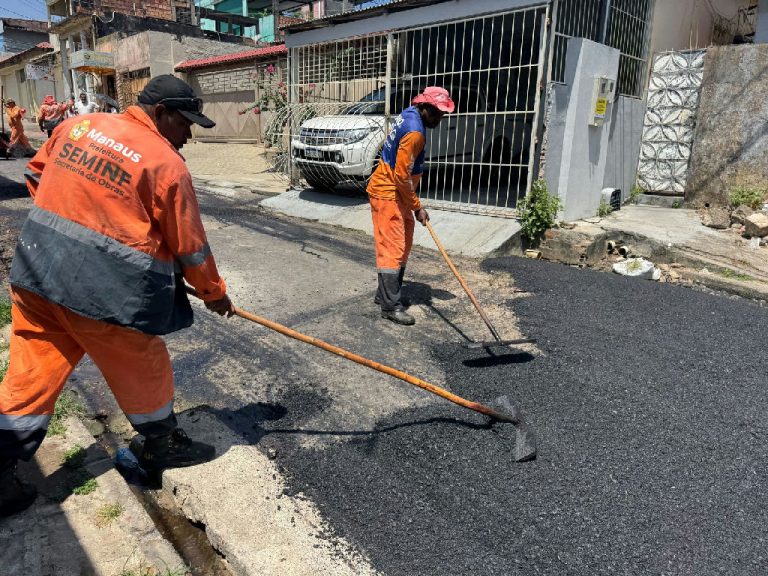 Prefeitura de Manaus inicia obras de recuperação asfáltica na rua São Lázaro