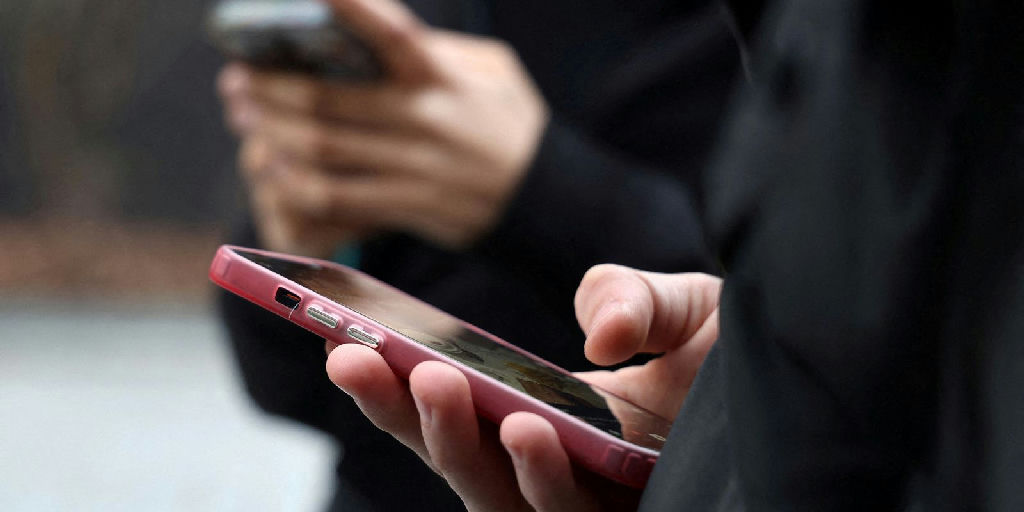 Sociedade civil contesta Anatel sobre gratuidade de internet nas eleições