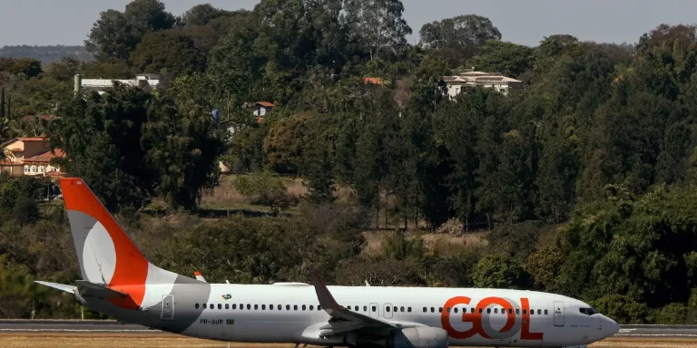 Voo da GOL retorna a Goiânia e realiza pouso de emergência após falha técnica