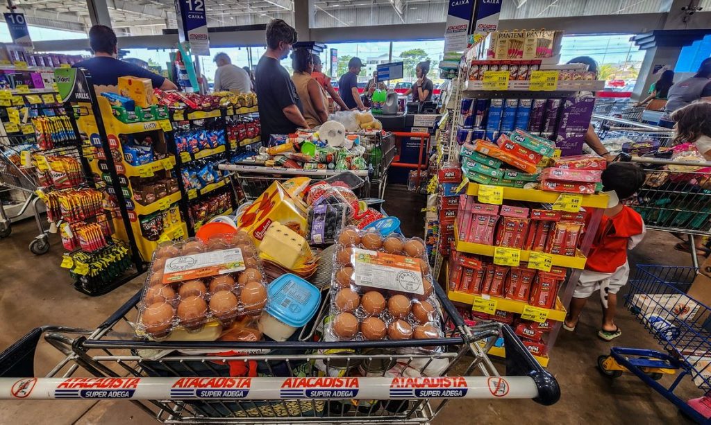 Abras aponta alta de 2,70% no consumo dos lares brasileiros até setembro