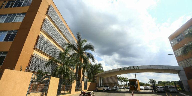 Anvisa ordena recolhimento de cosméticos e saneantes irregulares