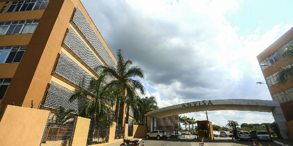 Anvisa ordena recolhimento de cosméticos e saneantes irregulares