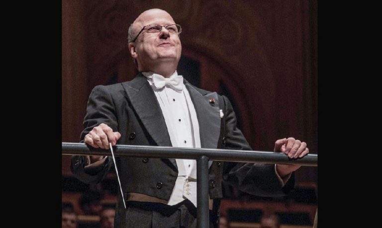 Aos 72 anos, morre em São Paulo o maestro Roberto Tibiriçá, regente da Sinfônica do Paraná