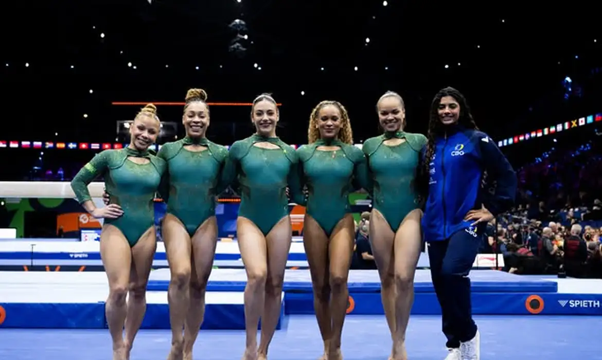 Brasil conquista quinta posição na final por equipes do mundial de ginástica