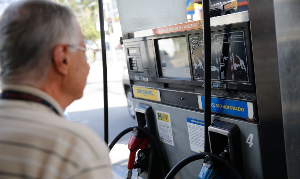 Diesel tem auxílio de R$ 2,12 estendido por trinta dias pelo Governo