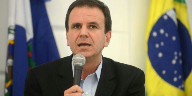Eduardo Paes retira candidatura ao governo do Rio após decisão do STF