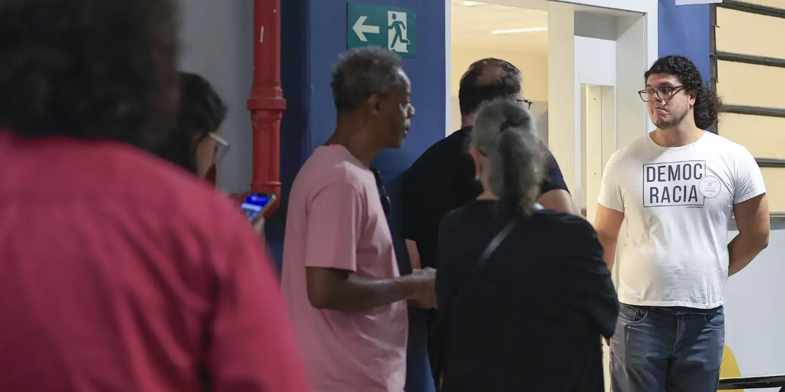 Eleições 2026: urnas ficam abertas até as 17h para votação em todo o Brasil