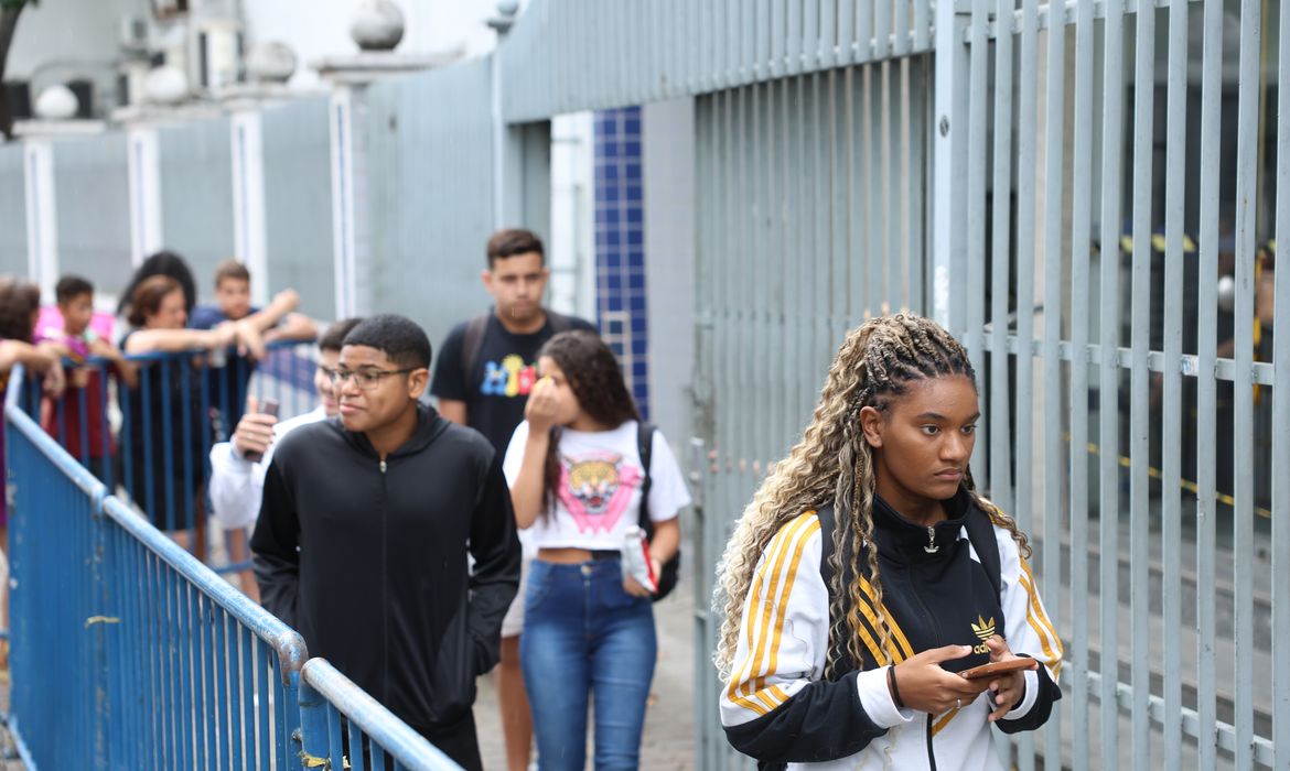 Enem libera consulta ao local de provas para milhões de estudantes