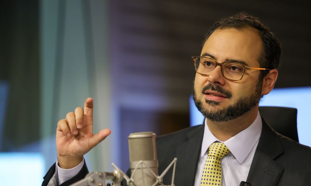 Governo aponta golpes na rede e nega início do cadastro para o Pix MEI