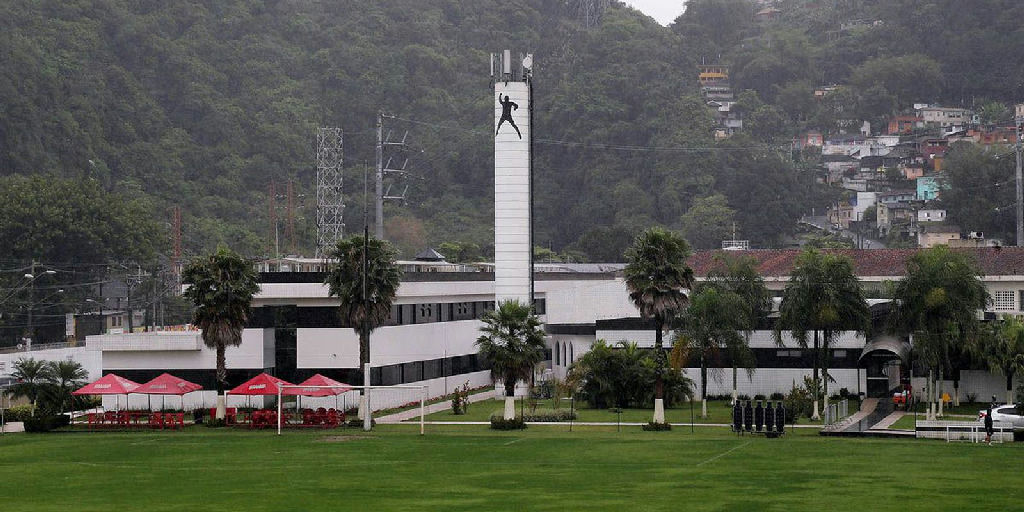 Governo federal e Santos selam acordo para regularizar terreno do CT Rei Pelé