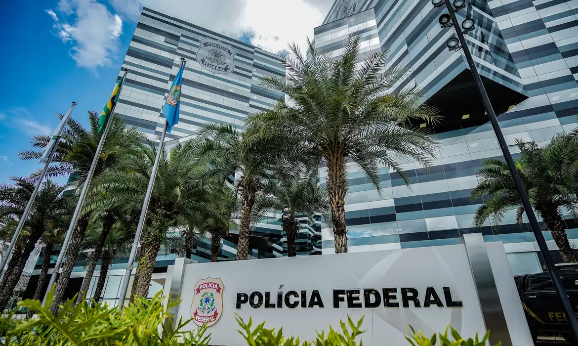 Inquérito sobre filme de Bolsonaro tem pedido da PF para prorrogação no STF