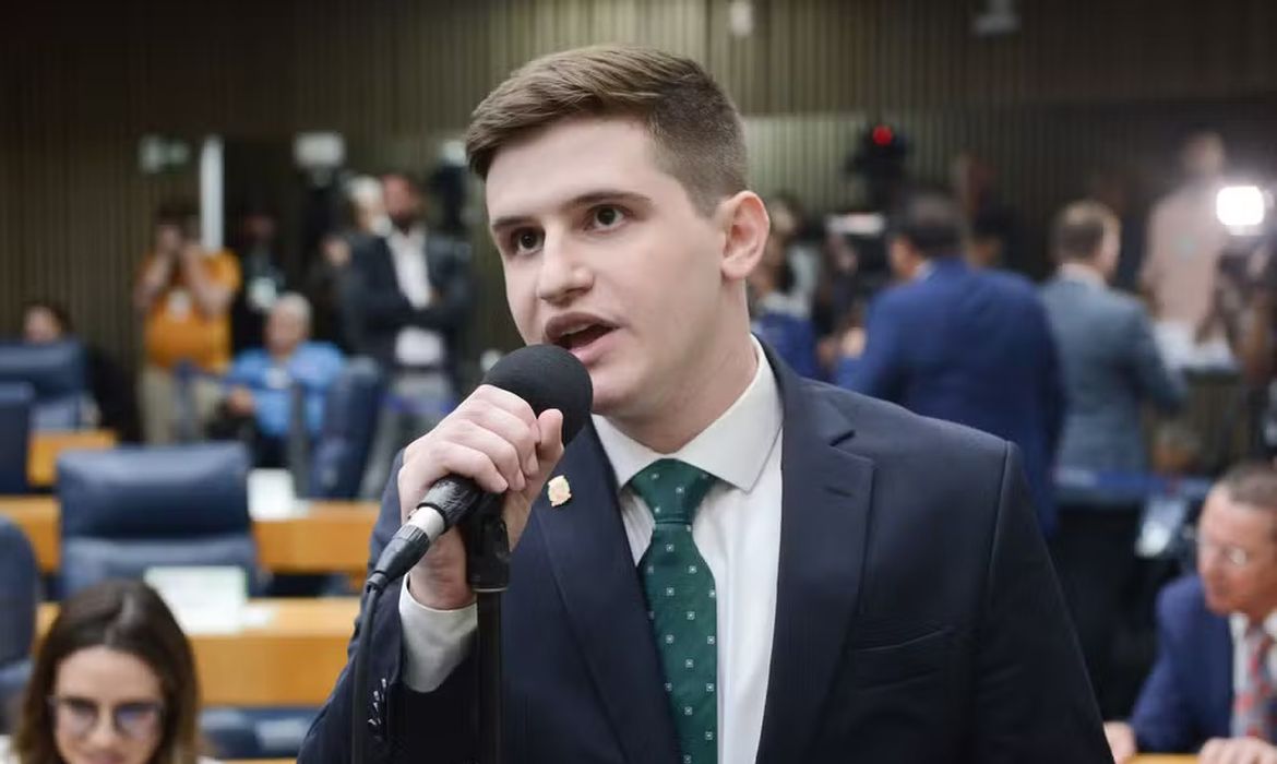 Ministério Público investiga declarações de Lucas Pavanato por discurso de ódio