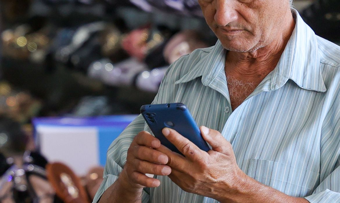 Novas linhas de celular no Brasil vão exigir reconhecimento facial obrigatório contra fraudes