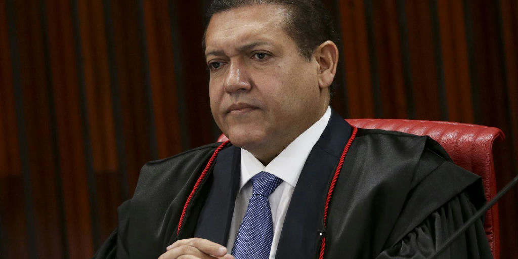 Nunes Marques reverte decisão e mantém candidatura de Deltan Dallagnol ao Senado