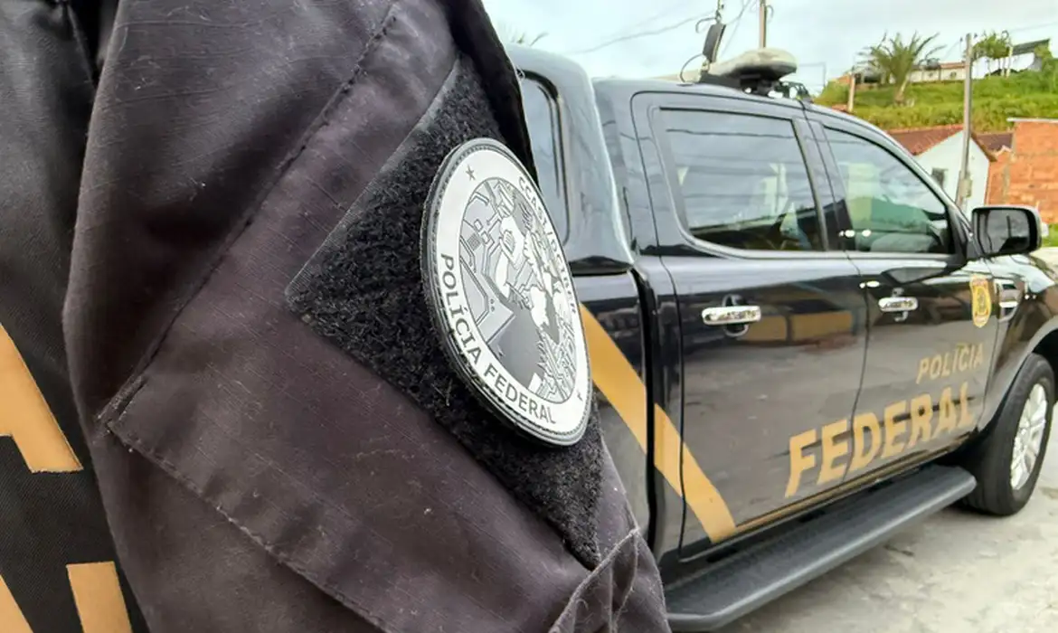 Polícia Federal avança em nova etapa da Operação contra lavagem de dinheiro