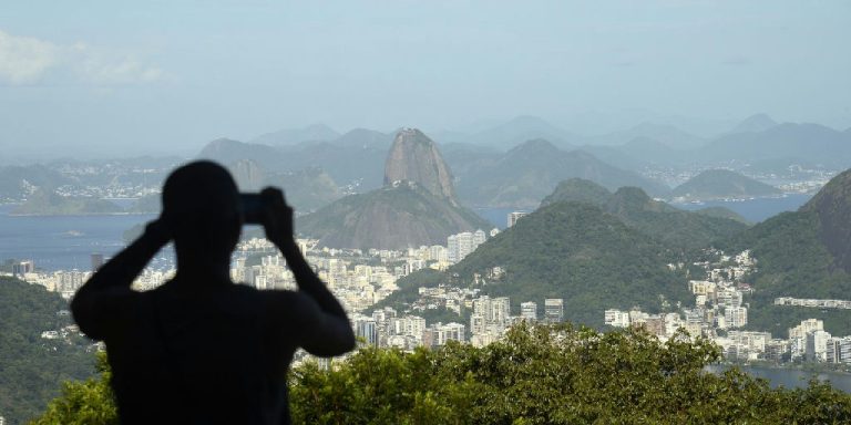 Polícia Militar do Rio mobiliza 1.400 agentes para reforçar segurança no feriado prolongado