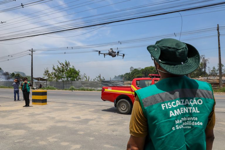 Prefeitura de Manaus utiliza drones para combater queimadas e descarte irregular de lixo