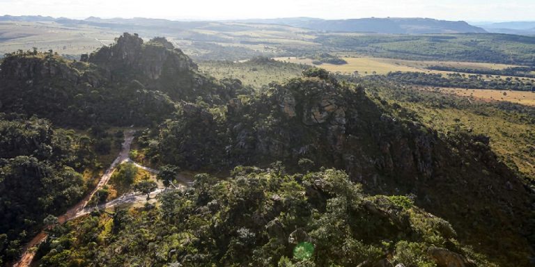 Serra dos Pireneus ganha mosaico de áreas protegidas para fortalecer preservação em Goiás
