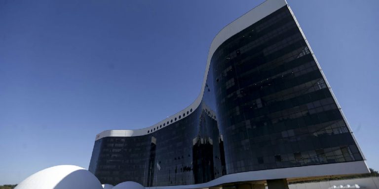 TSE solicita investigação da Polícia Federal após onda de ameaças contra servidores