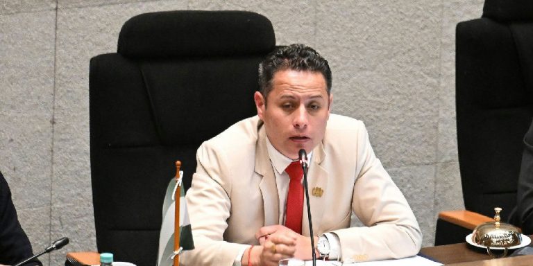 Vice-presidente da Bolívia denuncia suposta trama do governo Paz para sua prisão