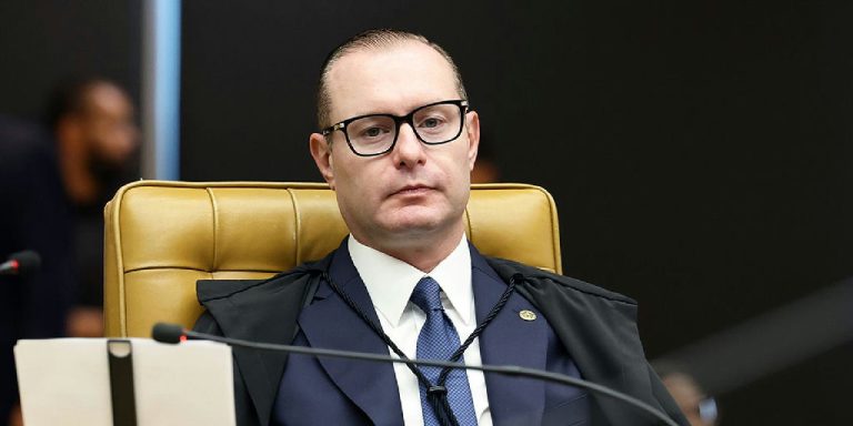 Zanin nega recurso de Paes e mantém eleição de Douglas Ruas no Rio de Janeiro